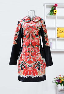 悦己人生服饰产品 产品图片 加盟店怎么样